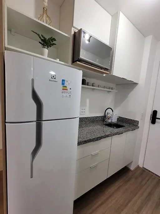 Studio A 20 Passos Do Metro Belem Σάο Πάολο
